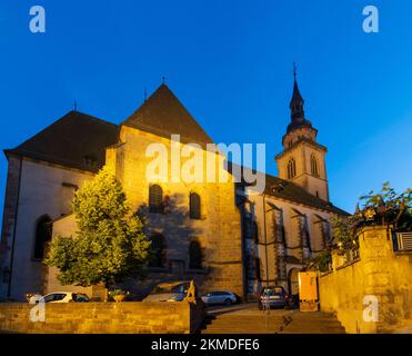 Andlau : église Saint-Pierre-et-Saint-Paul en Alsace (Elssass), Bas-Rhin (Unterelsss), France Banque D'Images