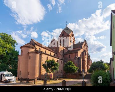 Neuwiller-les-Saverne (Neuweiler) : Église Saint-Pierre-et-Saint-Paul en Alsace (Elssass), Bas-Rhin (Unterelsss), France Banque D'Images