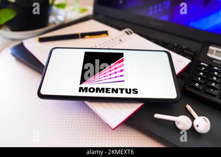 Brésil. 26th novembre 2022. Dans cette illustration, le logo Momentus s'affiche sur l'écran d'un smartphone. (Credit image: © Rafael Henrique/SOPA Images via ZUMA Press Wire) Banque D'Images