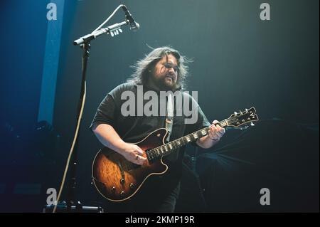 ITALIE, MILAN, NOVEMBRE 25th 2022: Le musicien, chanteur et compositeur américain Wolfgang Van Halen (mieux connu sous le nom de Mammoth WVH), en direct sur scène à Milan, ouverture pour la tournée européenne Alter Bridge “pions & Kings”. Banque D'Images