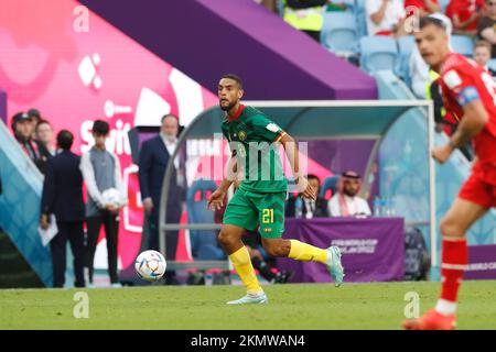 Al Wakrah, Qatar. 24th novembre 2022. Jean-Charles Castelletto (CMR) football : coupe du monde de la FIFA 2022 Stage Groupe G match entre la Suisse 1-0 Cameroun au stade Al Janoub à Al Wakrah, Qatar . Crédit: Mutsu Kawamori/AFLO/Alay Live News Banque D'Images