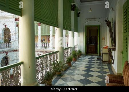 Anciens bâtiments de Kolkata, connus sous le nom de 'Baadis' de l'époque coloniale Banque D'Images