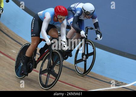Kelsey MITCHELL du Canada dans le vélo féminin Keirin aux Jeux du Commonwealth de 2022 dans le Vélodrome, parc olympique de la Reine Elizabeth, Londres. Banque D'Images
