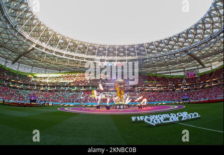 L'illustration montre le début d'un match de football entre l'équipe nationale belge les Red Devils et le Maroc, dans le groupe F de la coupe du monde FIFA 2022 au stade Al Thumama, Doha, État du Qatar, le dimanche 27 novembre 2022. BELGA PHOTO VIRGINIE LEFOUR Banque D'Images