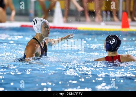 Piscine Babel, Rome, Italie, 26 novembre 2022, Agnese Cocchiere (SIS Roma) pendant SIS Roma contre RN Florentia - Waterpolo Italian Serie A1 femmes Banque D'Images