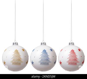 Boules argentées suspendues Merry Christmas décorées avec un motif en forme d'arbre scintillant, isolées sur fond blanc, modèle d'objets pour carte cadeau de voeux Banque D'Images