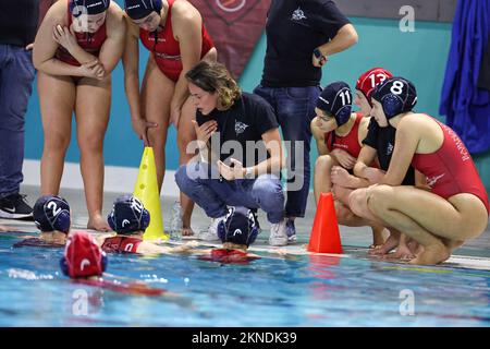 Piscine Babel, Rome, Italie, 26 novembre 2022, L'entraîneur-chef Aleksandra Ciotti (RN Florentia) pendant SIS Roma vs RN Florentia - Waterpolo Italien Banque D'Images