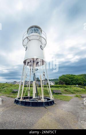 Grand angle vue Black Nore Pepperpot phare victorien sur la rive rocheuse près de Portishead Somerset, royaume-uni 1894 Banque D'Images