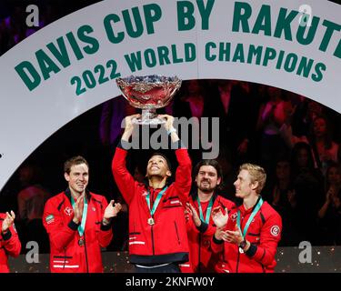 Malaga, Espagne, 27th.11,2022. Équipe Canada, célébrez à la finale de la coupe Davis l'Australie contre le Canada à Malaga le dimanche 27 novembre 2022 © Juergen Hasenkopf / Alamy Live News Banque D'Images