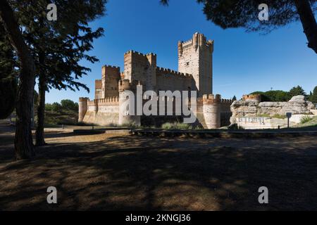 Le château de la Mota datant du 15th siècle - Castillo la Mota, Medina del Campo, province de Valladolid, Castille et León, Espagne. Banque D'Images