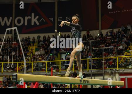 Busto Arsizio, Italie. 26th novembre 2022. Alice d'Amato pendant le Grand Prix di Ginnastica 2022 à E-Work Arena, Busto Arsizio. Crédit : SOPA Images Limited/Alamy Live News Banque D'Images