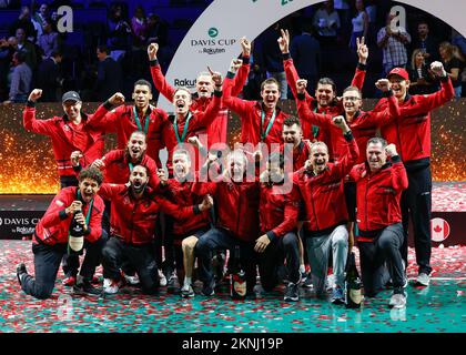 Malaga, Espagne, 27th.11,2022. Équipe Canada, célébrez à la finale de la coupe Davis l'Australie contre le Canada à Malaga le dimanche 27 novembre 2022 © Juergen Hasenkopf / Alamy Live News Banque D'Images