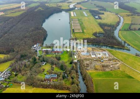 Vue aérienne, chantier de construction avec une nouvelle station de pré-pompage et une usine de traitement de l'eau potable (WAA) à la station hydroélectrique de Hengsen et à Hengsen reservo Banque D'Images