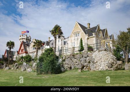 Santander, Espagne - 31 octobre 2022 : Palacio de la Magdalena, résidence d'été royale espagnole. Santander, Cantabrie Banque D'Images