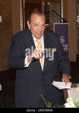 Miami, États-Unis d'Amérique. 21st mars 2017. MIAMI, FL-17 mars :Felipe Valls Sr. Est vu pendant les faits à propos de Cuban exilés Prix luncheons le 17 mars 2017 à Miami, Floride. (Photo par Alberto E. Tamargo/Sipa USA) crédit: SIPA USA/Alay Live News Banque D'Images