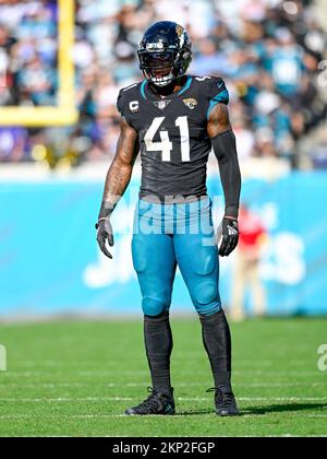 Jacksonville, Floride, États-Unis. 27th novembre 2022. Jacksonville Jaguars linebacker Josh Allen (41) lors d'un match contre les Baltimore Ravens à Jacksonville, Floride. Roméo T Guzman/CSM/Alamy Live News Banque D'Images