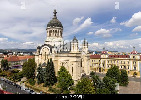 Dormition de la cathédrale orthodoxe Théotokos sur la place Avram Iancu, Cluj-Napoca, Roumanie Banque D'Images