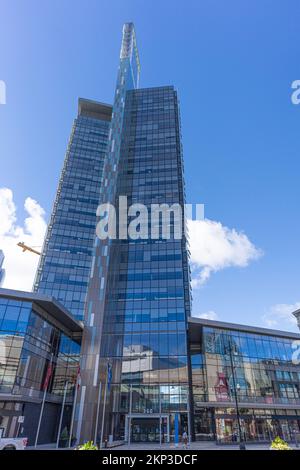 04 septembre 2022 - Winnipeg Manitoba Canada - Manitoba Hydro place Tower Banque D'Images