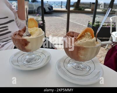 Pizzo Calabro - Gelati di Casa Mastroianni Banque D'Images