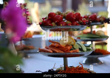 Délicieux plats de mariage sucrés et salés Banque D'Images