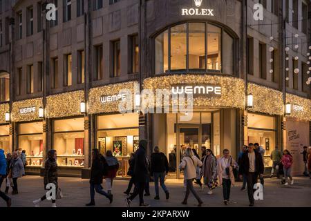 Boutique de bijoutier Wempe sur la rue commerçante Hohe Stasse / Am Hof, Cologne, Allemagne. Juwelier Wempe auf der Einkaufsstrasse Hohe Strasse / Am Hof, Koeln, D. Banque D'Images