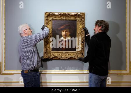 La Haye, pays-Bas. 28th novembre 2022. LA HAYE - Un autoportrait de Rembrandt dans l'Escher de la Haye à Het Paleis, où il avait déjà une place entre 1850 et 1894 quand le prince Hendrik y vivait. ANP bas CZERWINSKI pays-bas - belgique Out crédit: ANP/Alay Live News Banque D'Images