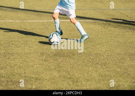 uniforme de match de football de la ligue des enfants de galice Banque D'Images