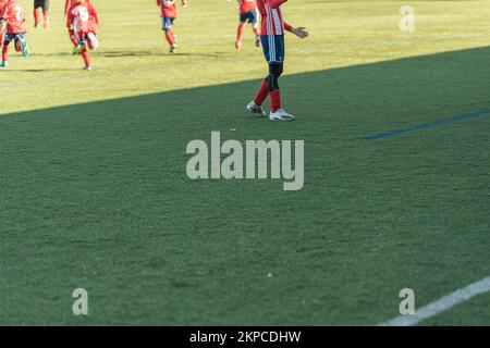 uniforme de match de football de la ligue des enfants de galice Banque D'Images