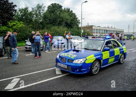 La police d'Essex ANPR a équipé la voiture de police de l'équipe Intercept qui participe au rassemblement McRae de Subaru Imprezas. Anniversaire de la mort de Colin McRae Banque D'Images