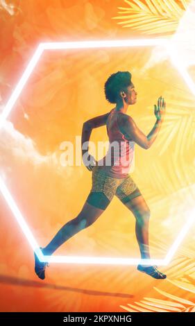Image composite d'une athlète afro-américaine déterminée qui court sur un motif de feuilles Banque D'Images