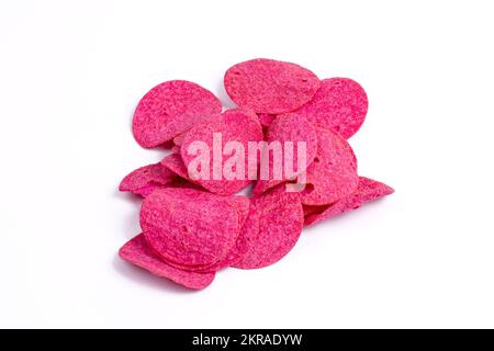 les puces rouges s'isolent. gros plan sur les chips de pommes de terre Banque D'Images