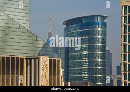 Immeubles de bureaux modernes dans le quartier des affaires de la gare du Nord, Bruxelles, Belgique Banque D'Images