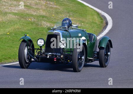 Jonathan Lupton, Aston Martin Team car LM4, Allcomers handicap Race, une course de cinq tours dont l'objectif est que tous les véhicules, quelle que soit leur taille, Banque D'Images