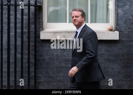 Londres, Royaume-Uni. 29th novembre 2022. Le secrétaire d'État à l'Écosse Alister Jack arrive à Downing Street pour assister à la réunion hebdomadaire du Cabinet présidée par le Premier ministre Rishi Sunak. Crédit: Wiktor Szymanowicz/Alamy Live News Banque D'Images