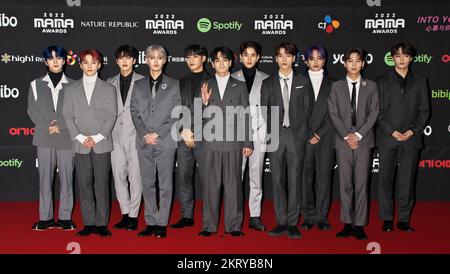 Osaka, Japon. 29th novembre 2022. Le groupe japonais K-POP J01 assiste à une cérémonie de tapis rouge des MAMA 2022 (Mnet Asian Music Awards) à Osaka, Japon, mardi, 29 novembre 2022. Photo par Keizo Mori/UPI crédit: UPI/Alay Live News Banque D'Images