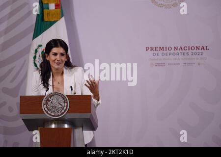 28 novembre 2022, Mexico, Mexique: Karina Guadalupe Alanis Morales, parle lors de la cérémonie des Prix nationaux du sport au Palais national de 28 novembre 2022, Mexico, Mexique. (Photo de Carlos Tischler/Eyepix Group/Sipa USA) Banque D'Images