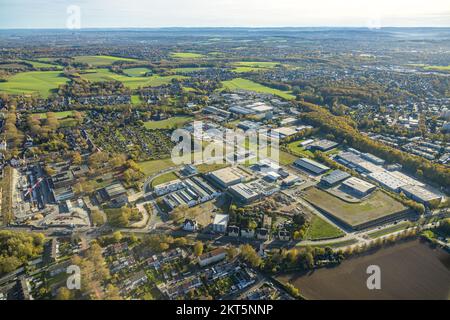 Vue aérienne, chantier et nouveau bâtiment dans la zone industrielle an der Salzstraße, nouvelle cuisine centrale de l'hôpital catholique Bochum et le Banque D'Images