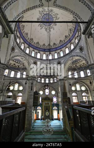 La mosquée et le complexe Hekimoglu Ali Pasha, situés à Istanbul, en Turquie, ont été construits en 1735. Banque D'Images