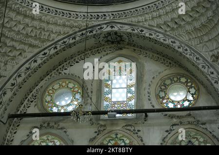 La mosquée et le complexe Hekimoglu Ali Pasha, situés à Istanbul, en Turquie, ont été construits en 1735. Banque D'Images