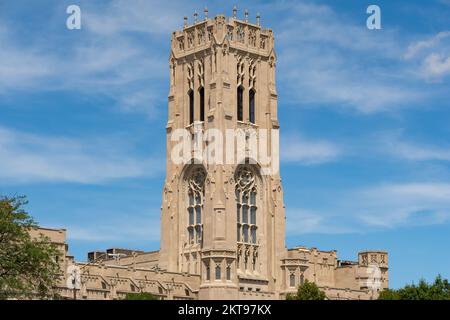 Indianapolis, Indiana - Etats-Unis - 29 juillet 2022: La cathédrale historique du Rite écossais, construite entre 1927-1929 par l'architecte George F. Schreibe Banque D'Images