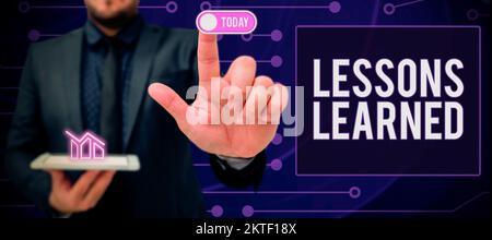 Affiche présentant les leçons apprises, concept d'affaires promouvoir partager et utiliser les connaissances issues de l'expérience Banque D'Images