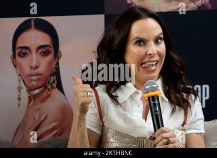 Mexico, Mexico, MEXIQUE. 29th novembre 2022. L'actrice mexicaine KATE DEL CASTILLO lors d'une conférence de presse à Mexico, où les stylistes Juan de Dios Ramírez et Alberto Escamilla, ont présenté et publié le livre BALANCOPOP: A look to the style of Fashion in Mexico', où apparaissent les artistes mexicains dans la couverture. (Image de crédit : © Jorge Nunez/ZUMA Press Wire) Banque D'Images