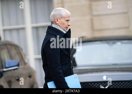 Paris, France, 29/11/2022, ministre français adjoint des relations avec le Parlement Franck Riester après la réunion hebdomadaire du cabinet de l'Elysée à Paris, France, sur 29 novembre 2022. Banque D'Images