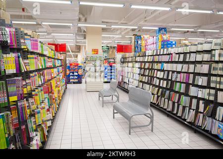 SHENZHEN, CHINE - 22 JANVIER : centre commercial Walmart à Shenzhen sur 22 janvier 2015. Wal-Mart Stores est une multinationale américaine de détail corpor Banque D'Images