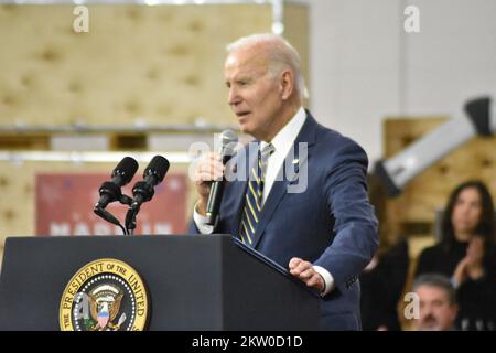 Bay City, États-Unis. 29th novembre 2022. Le président des États-Unis, Joe Biden, prononce une allocution à Bay City, au Michigan, aux États-Unis, sur le 29 novembre 2022. (Photo de Kyle Mazza/Sipa USA) crédit: SIPA USA/Alay Live News Banque D'Images