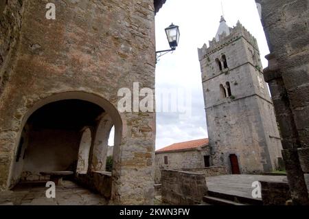 PHOTO DU FICHIER - la Croatie en tant que 28th État membre de l'UE Hum est la plus petite ville du monde. Photo: Boris Scitar/PIXSELL Banque D'Images