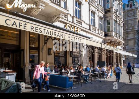 Mozart Cafe, Hôtel Sacher, Vienne, Autriche. Le café Mozart est l'une des premières adresses de la culture viennoise depuis plus de 200 ans Banque D'Images