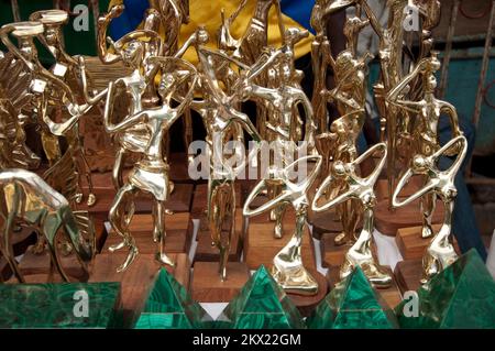 Souvenirs métalliques, marché, marché souvenir, Lubumbashi, province du Katanga, République démocratique du Congo, Afrique Banque D'Images