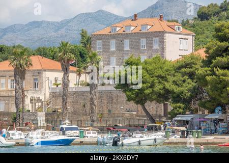 07.06.2018., île Lopud, Croatie - l'île Lopud est l'une des îles du sud de l'Adriatique et est située à environ 5 km au nord-ouest du port de Dubrovnik. À l'est de Lopud se trouve l'île de Kolocep, et à l'ouest se trouve l'île de Sipan. Sur le côté ouest de l'île se trouve la ville homonyme. Photo: Grgo Jelavic/PIXSELL Banque D'Images