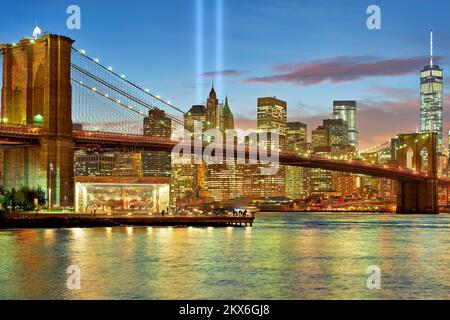 New York. Manhattan. États-Unis. L'hommage à la lumière est une installation artistique créée en souvenir des attaques de 11 septembre Banque D'Images